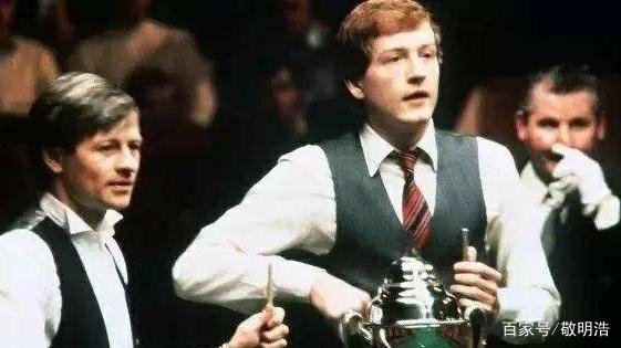 边锋甚至前 边锋甚至前