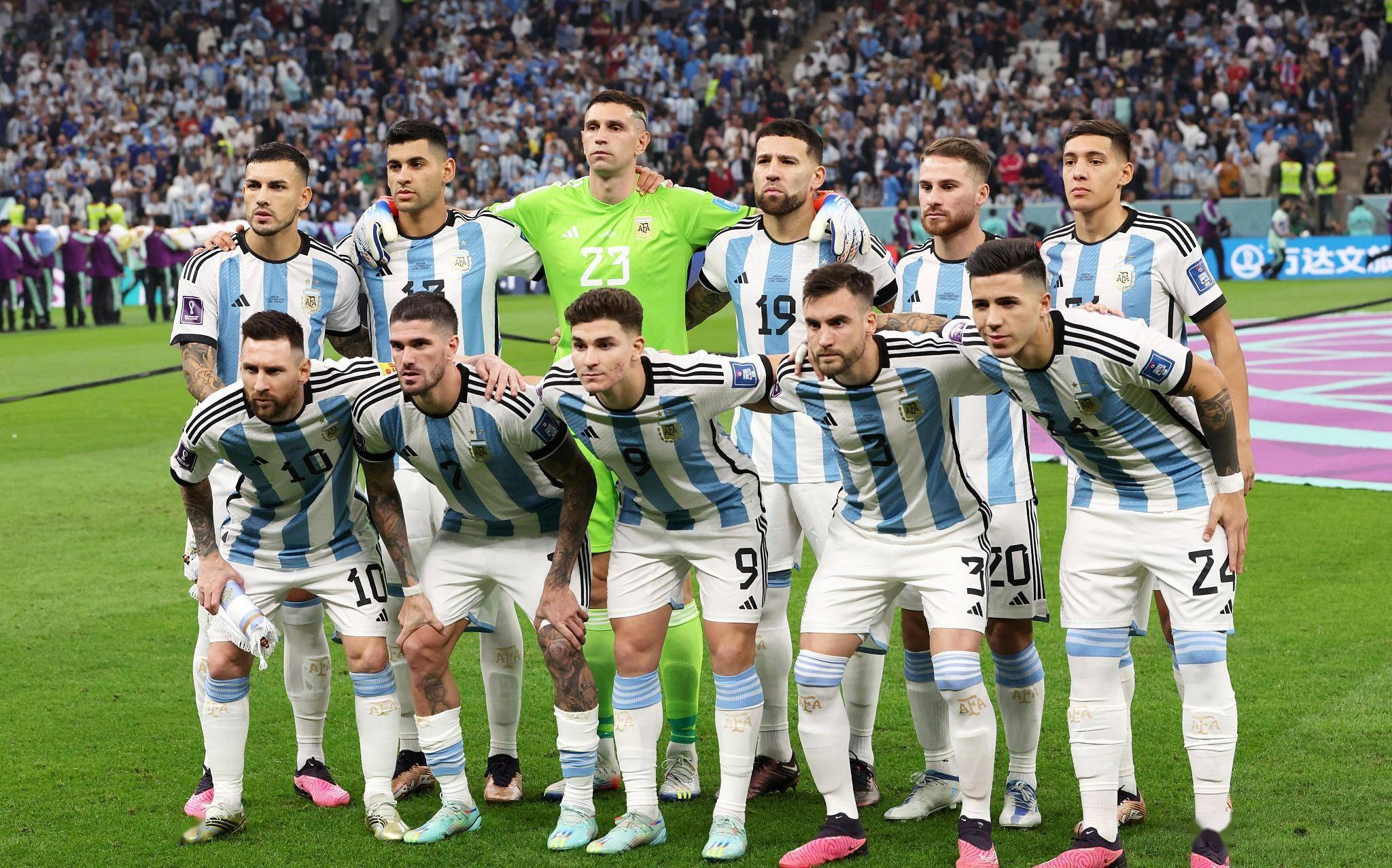 动和角色定 动和角色定