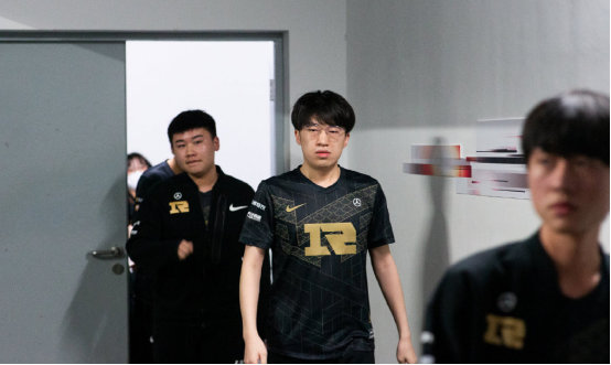 究竟是什么 究竟是什么