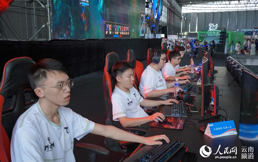 长期磨合 长期磨合